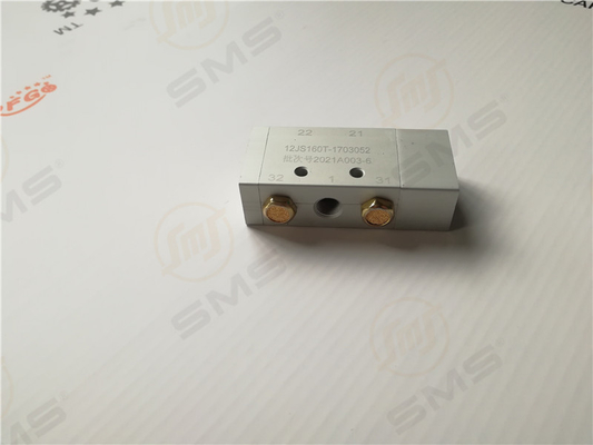 Sola H válvula de 12JS160T-1703052 con las piezas del camión del conector 12V Sinotruk Howo