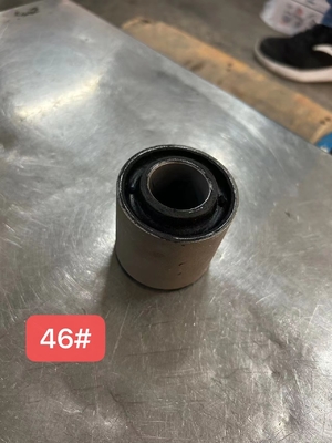 AZ1642430061 Flip Bushing Rubber Flip Bushing Rubber Bush Inclining Shaft Bush SINOTRUCK Cómo las piezas de camión