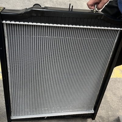 DZ9112532888 Repuestos para motores de radiador Shacman