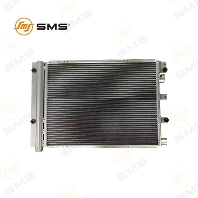 Condensador de aire acondicionado DZ15221845033 SHACMAN M3000 partes de camión intercambiador de calor condensador